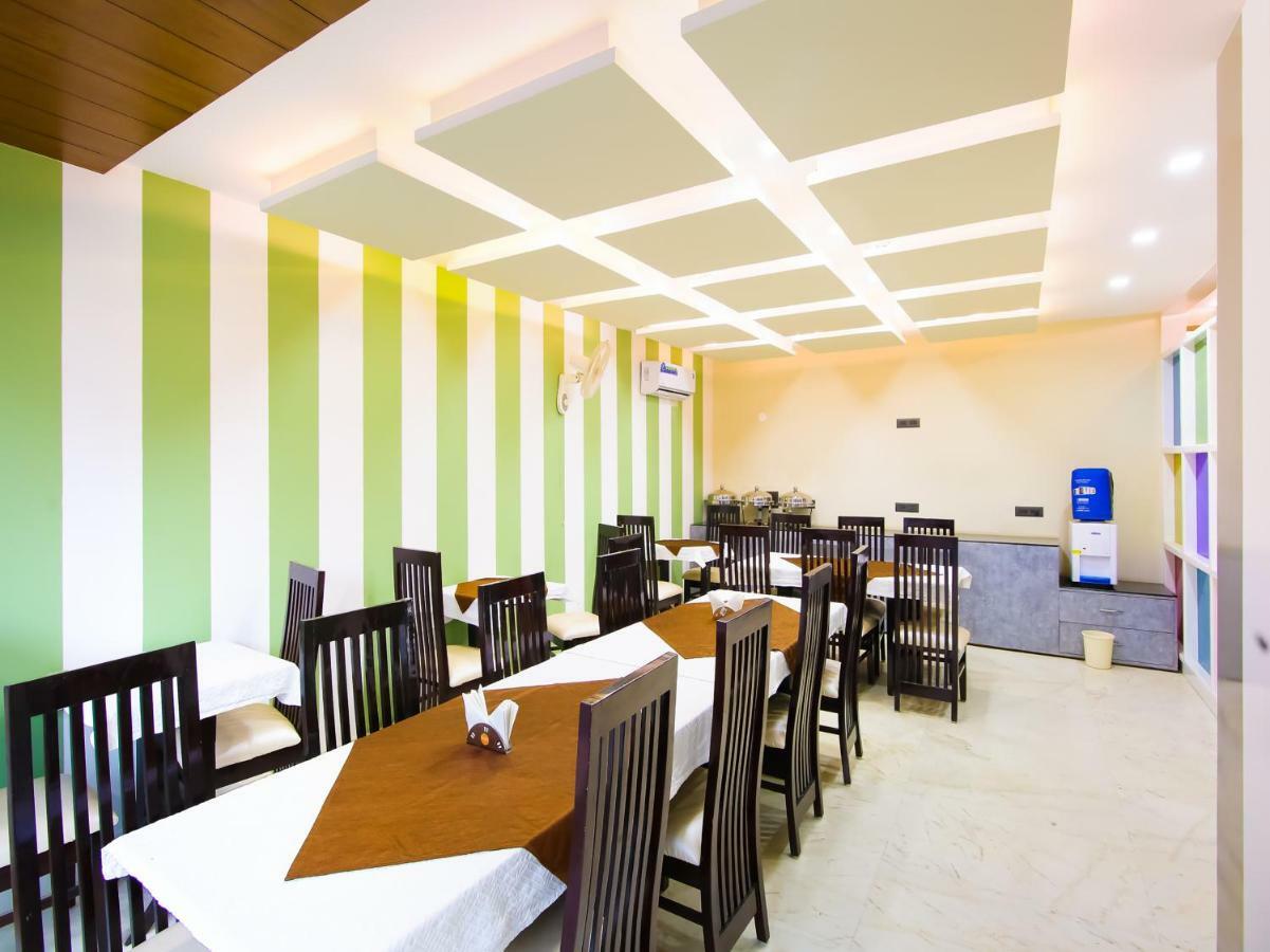 麻雀大酒店 阿格拉 外观 照片